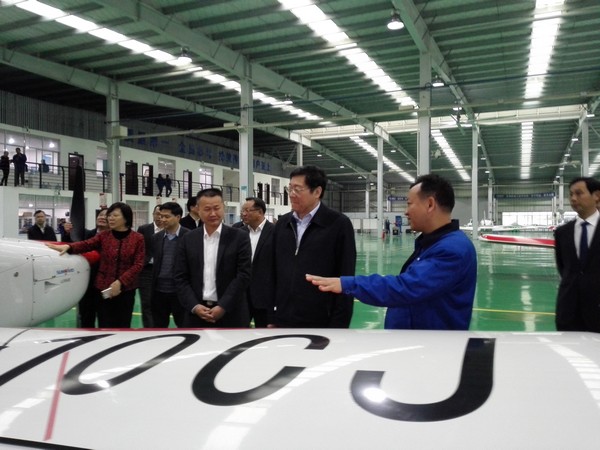 省委书记杜家毫勉励山河智能:做大做强航空航天产业