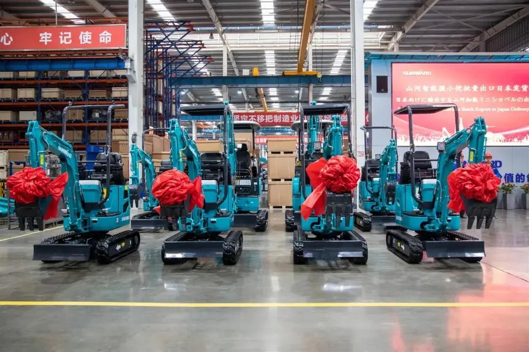 请回答2021!邀您一起回顾山河智能2021年精彩瞬间