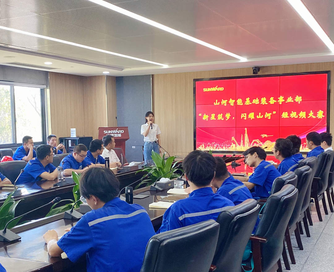 你好 2022！再见 2021！我与山河智能共成长